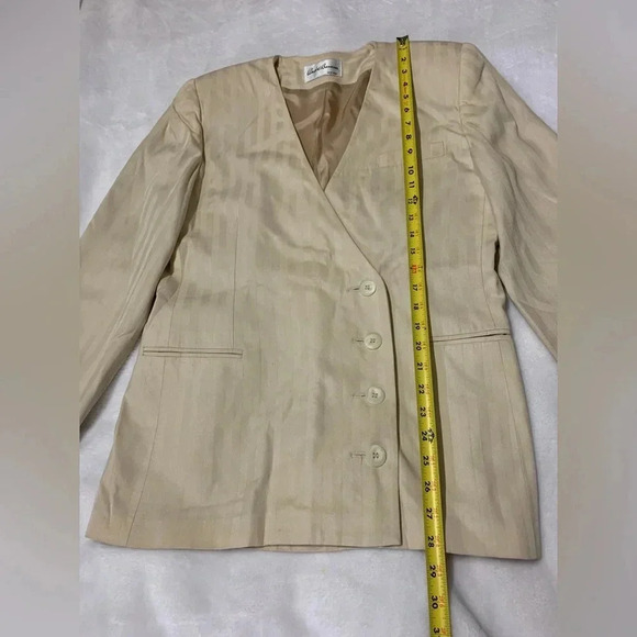 Andre Barreau Women's 2 Piece Suit Blazer Skirt Beige Work Size 10 - Picture 8 of 14